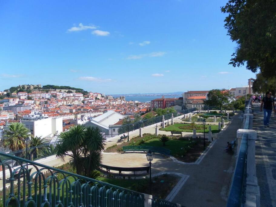 C3 Bairro Alto Cozy Romantic Loft In 18Th Century Building Lisboa Εξωτερικό φωτογραφία